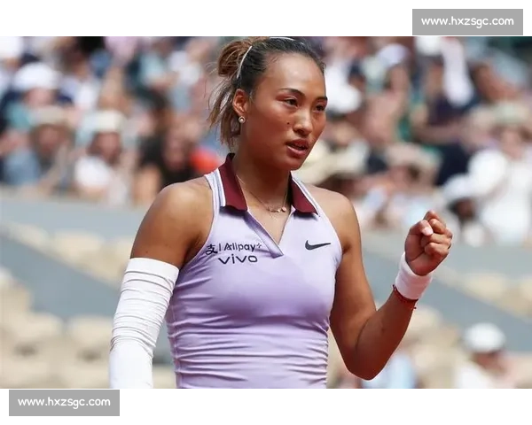 郑钦文决胜盘遭逆转！6-4 扳平仍难敌辛纳科娃